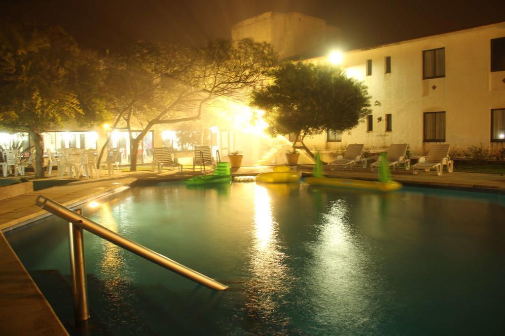 Hotel De La Torre La Paloma Extérieur photo