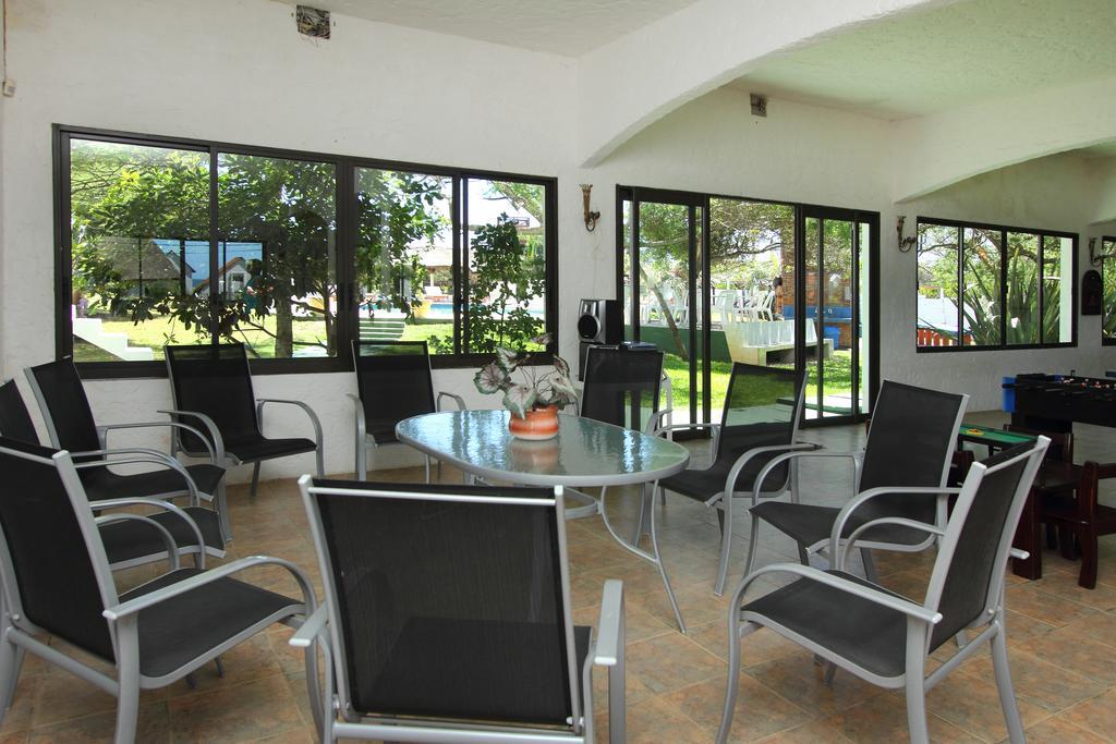 Hotel De La Torre La Paloma Extérieur photo